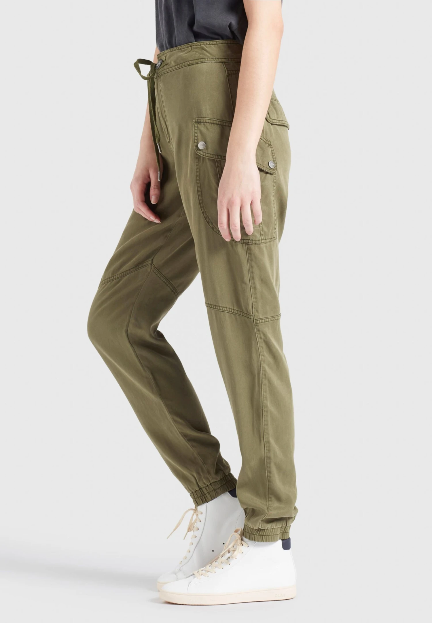 Khujo Pantalons Cargo Effilé Pantalon Cargo Joslin Femme Olive 4 Khujo Pantalons Cargo Effilé Pantalon Cargo Joslin Femme Olive - Image 4