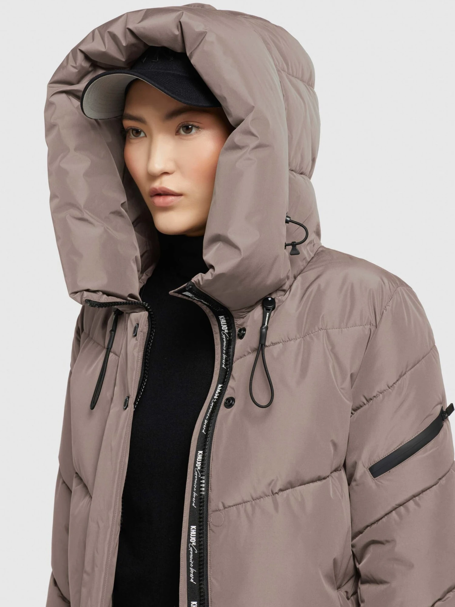 Khujo Vestes Dhiver Veste D’hiver Jordis 4 Femme Taupe 7 Khujo Vestes Dhiver Veste D’hiver Jordis 4 Femme Taupe - Image 7