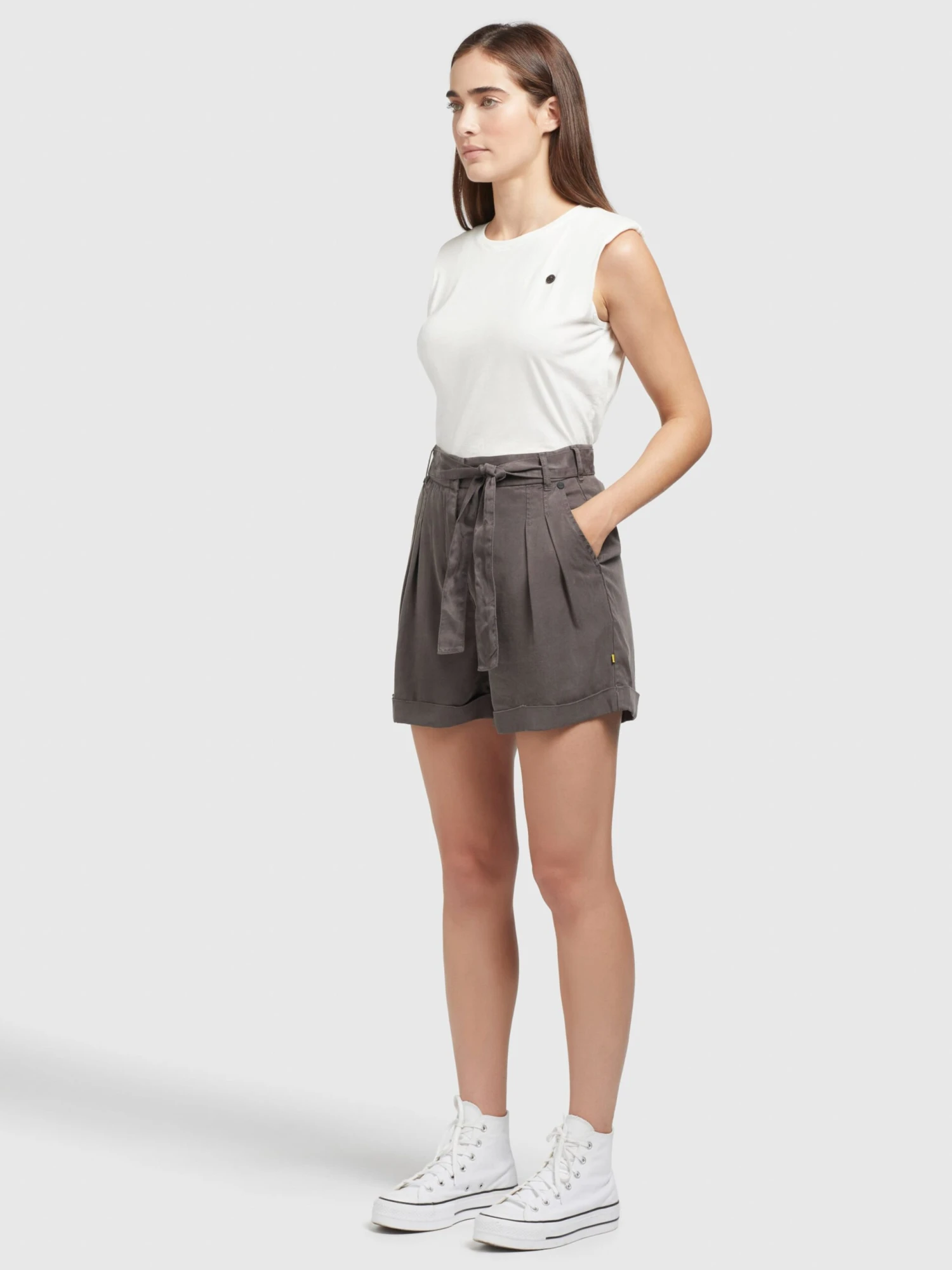 Khujo Shorts Loosefit Pantalon à Pince Elida Femme Anthracite 5 Khujo Shorts Loosefit Pantalon à Pince Elida Femme Anthracite - Image 5