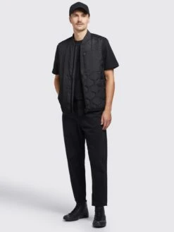 Khujo Vestes Sans Manches Gilet Liel Homme Noir -Khujo Boutique 9fbd884c0f6eda852984e15157647416