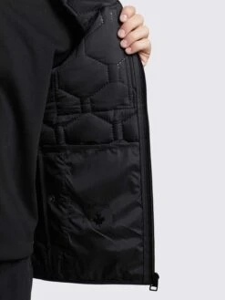 Khujo Vestes Sans Manches Gilet Liel Homme Noir -Khujo Boutique ab2ef6afb1788ba70db0404654033c73
