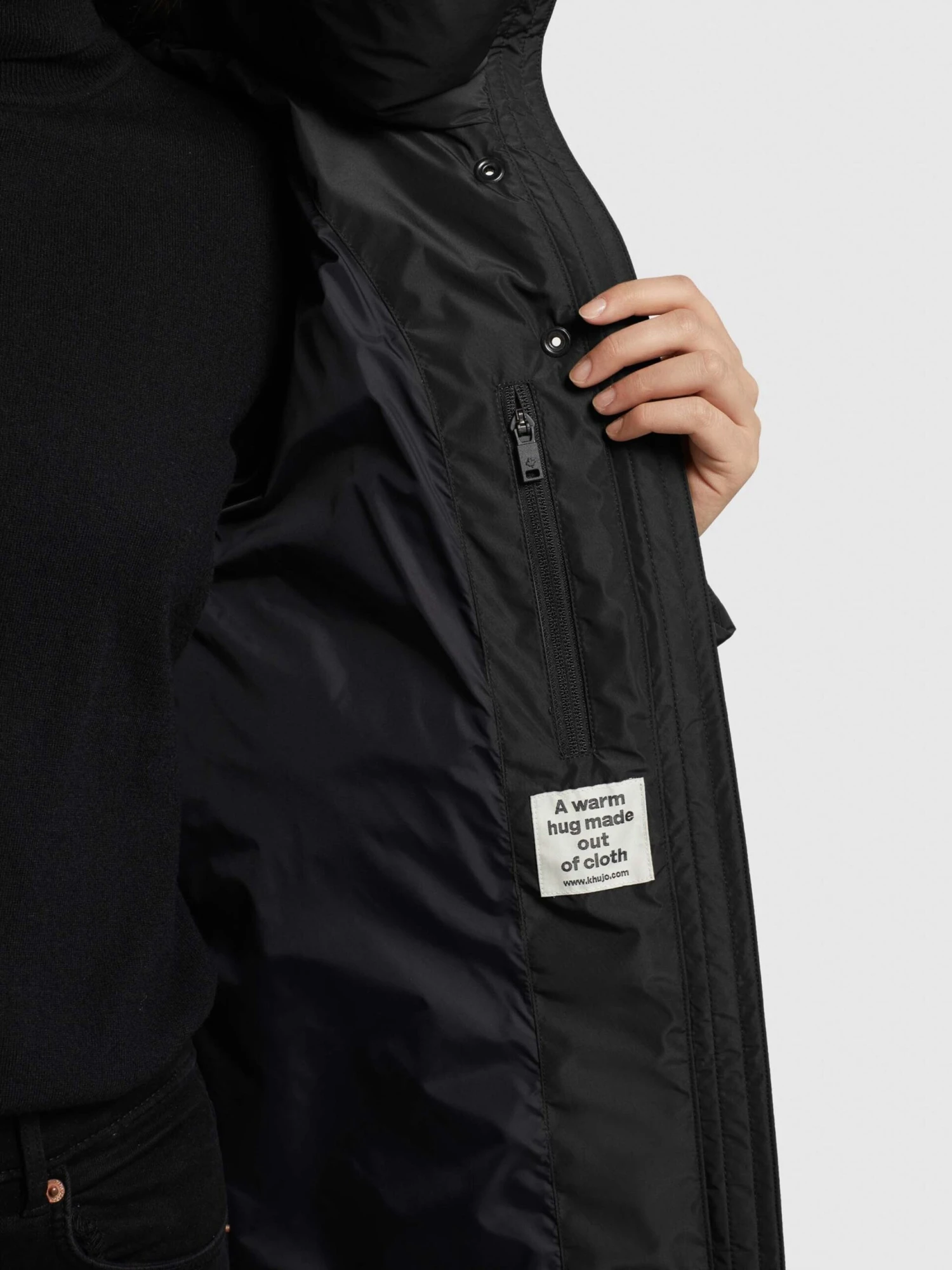 Khujo Vestes Dhiver Veste D’hiver Jordis 4 Femme Noir 8 Khujo Vestes Dhiver Veste D’hiver Jordis 4 Femme Noir - Image 8