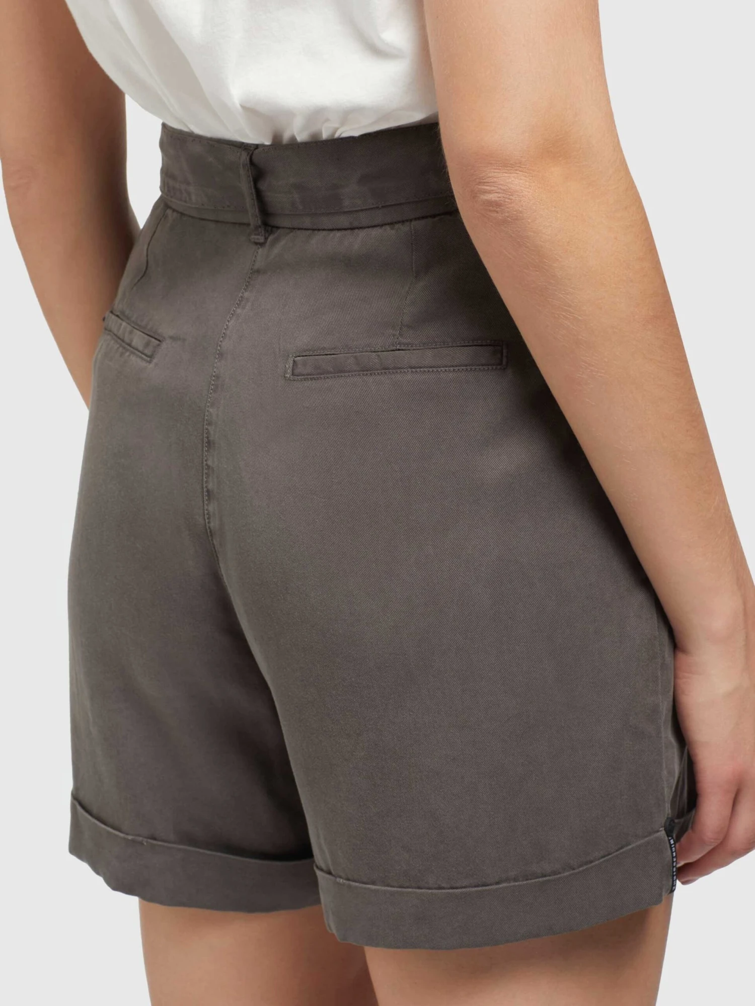 Khujo Shorts Loosefit Pantalon à Pince Elida Femme Anthracite 7 Khujo Shorts Loosefit Pantalon à Pince Elida Femme Anthracite - Image 7